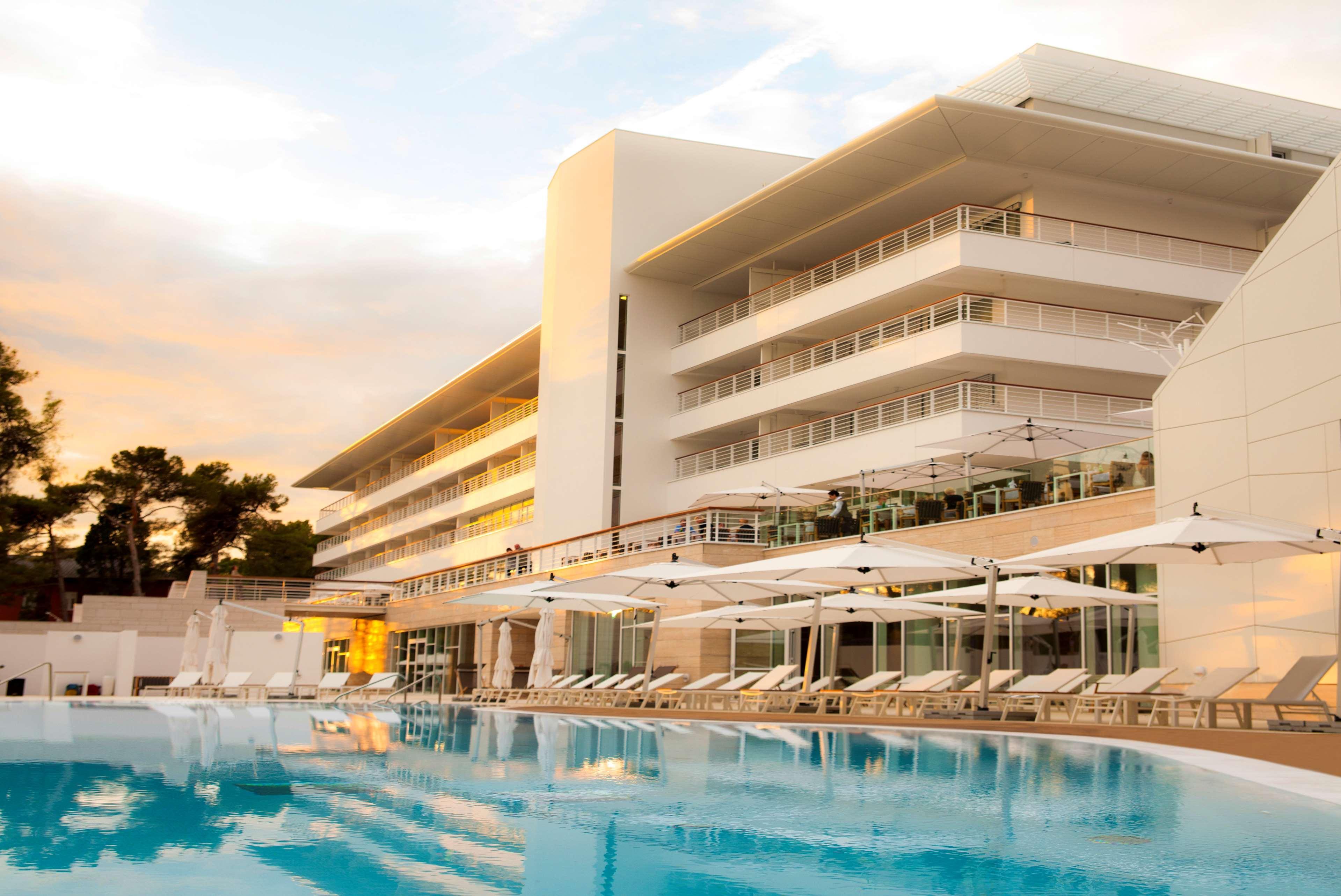 Hotel Bellevue Мали-Лошинь Экстерьер фото