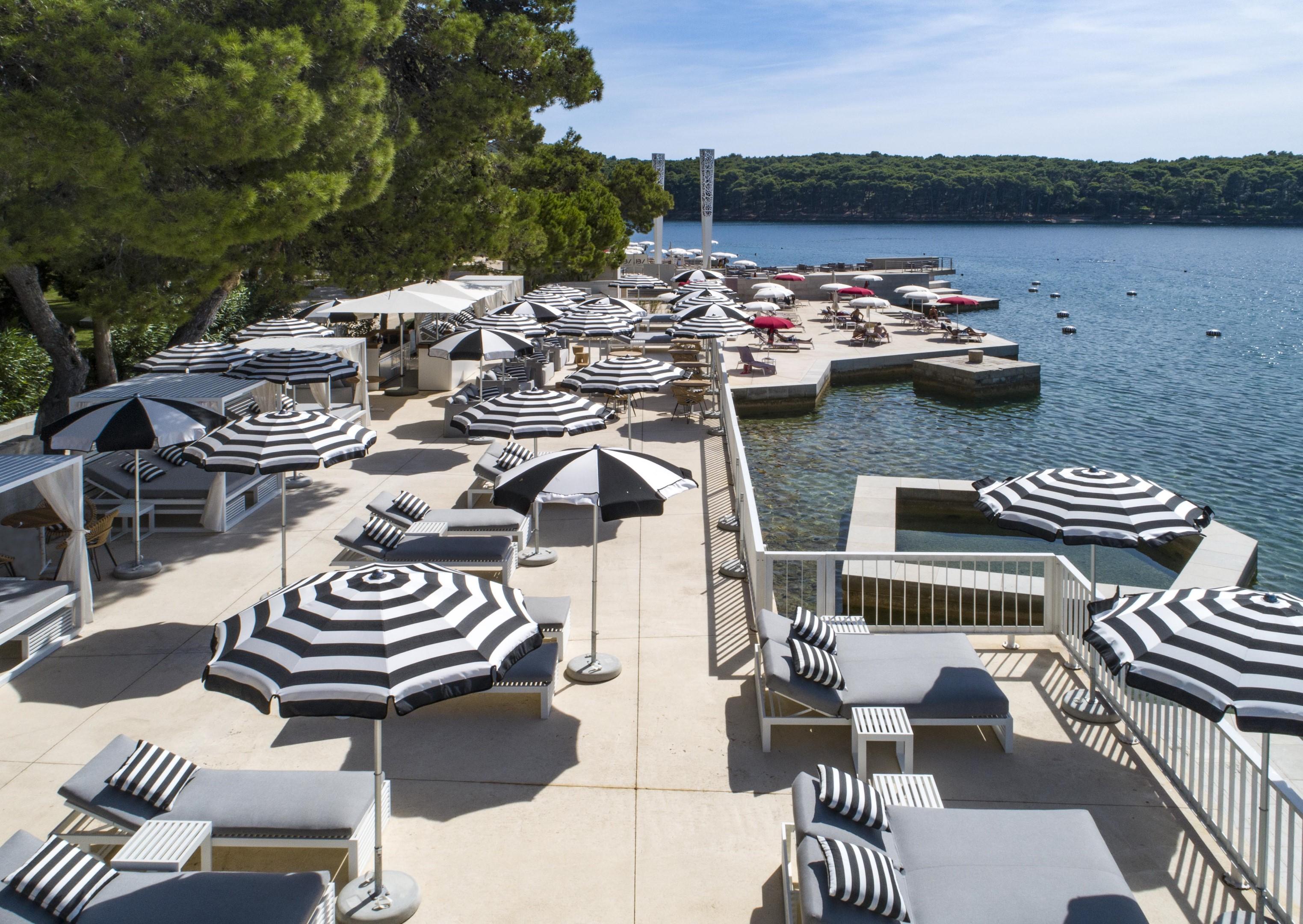 Hotel Bellevue Мали-Лошинь Экстерьер фото